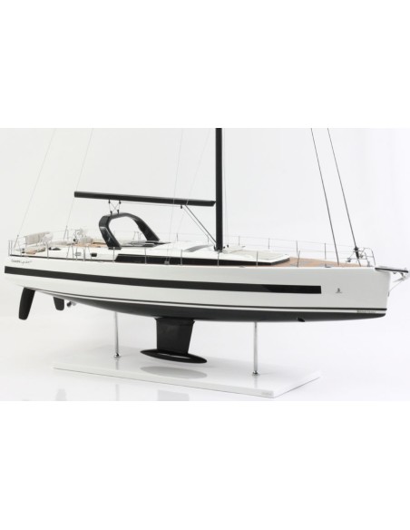 MAQUETTE OCEANIS YACHT 62