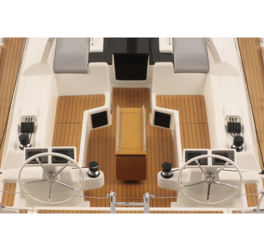 MAQUETTE OCEANIS 55