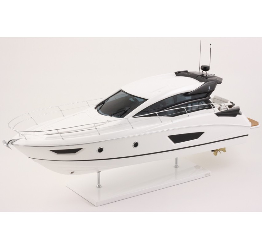 MODEL GRAN TURISMO 46