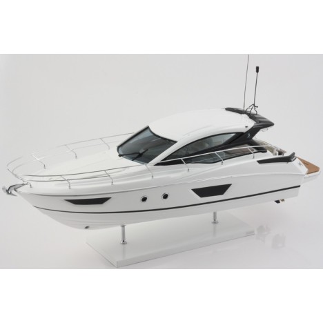 MAQUETTE GRAN TURISMO 40 2