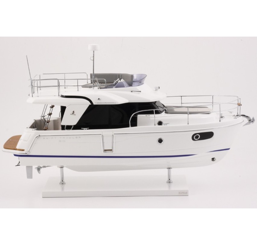 MAQUETTE SWIFT TRAWLER 30