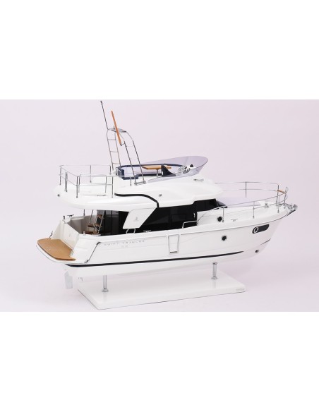 MAQUETTE SWIFT TRAWLER 35