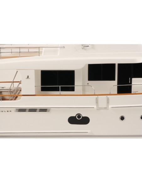 MAQUETTE SWIFT TRAWLER 50