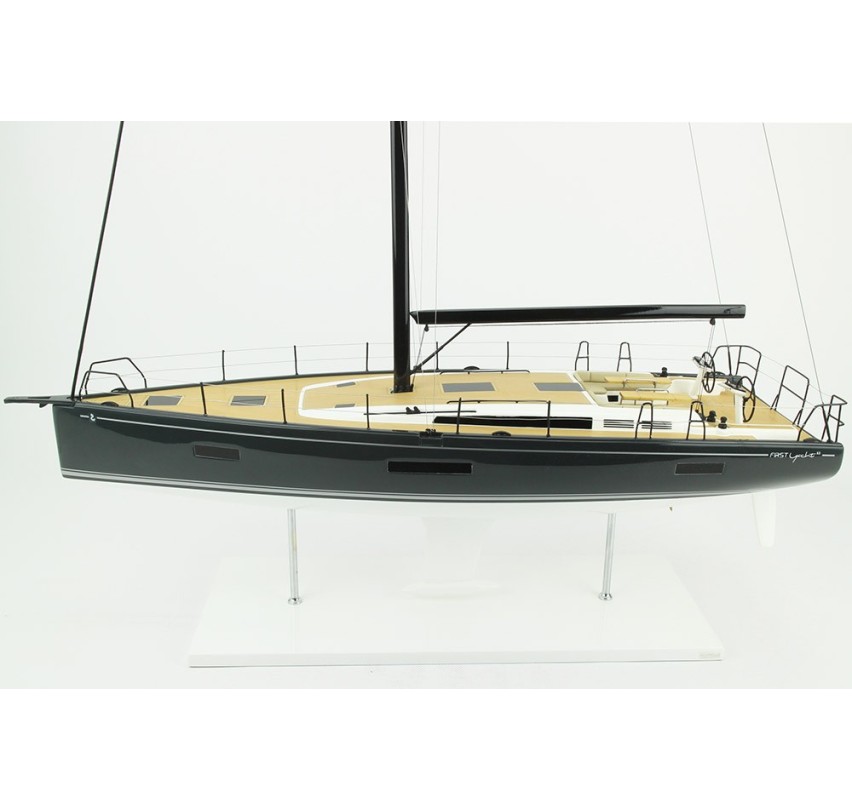 MAQUETTE FIRST YACHT 53
