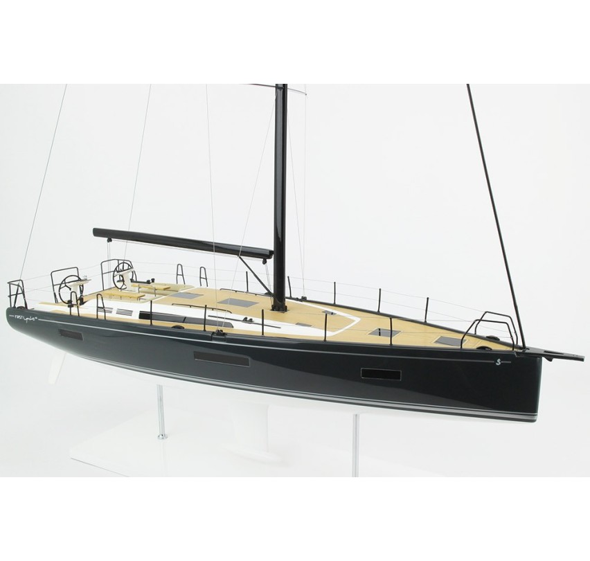 MAQUETTE FIRST YACHT 53