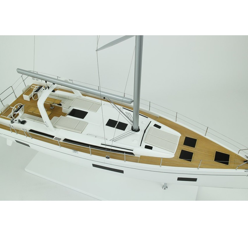 MODEL OCEANIS YACHT 54