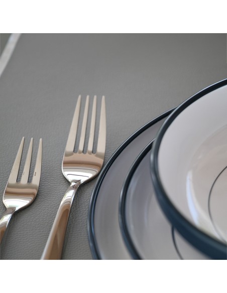 CROCKERY KIT - 51 PIECES