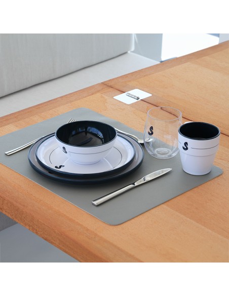 CROCKERY KIT - 51 PIECES