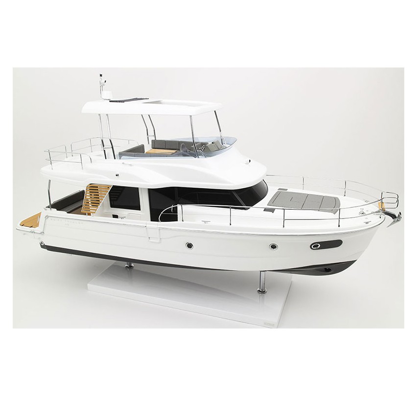 MODEL SWIFT TRAWLER 48