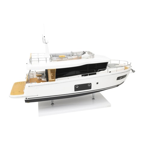 MODEL SWIFT TRAWLER 54