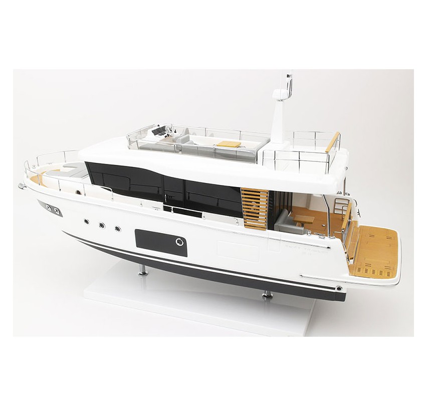 MODEL SWIFT TRAWLER 54