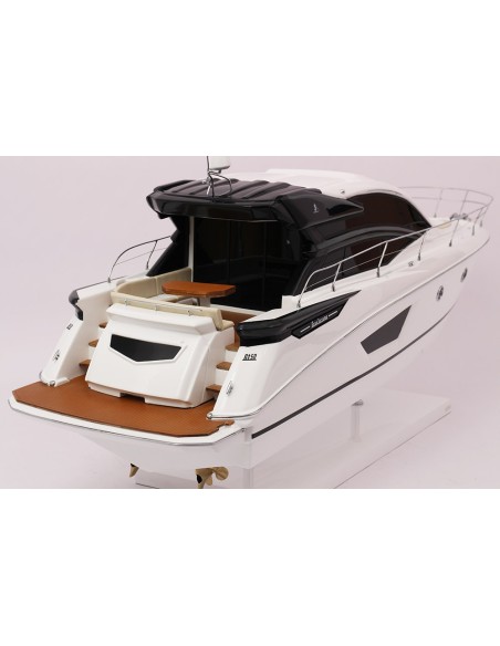 MODEL GRAN TURISMO 50