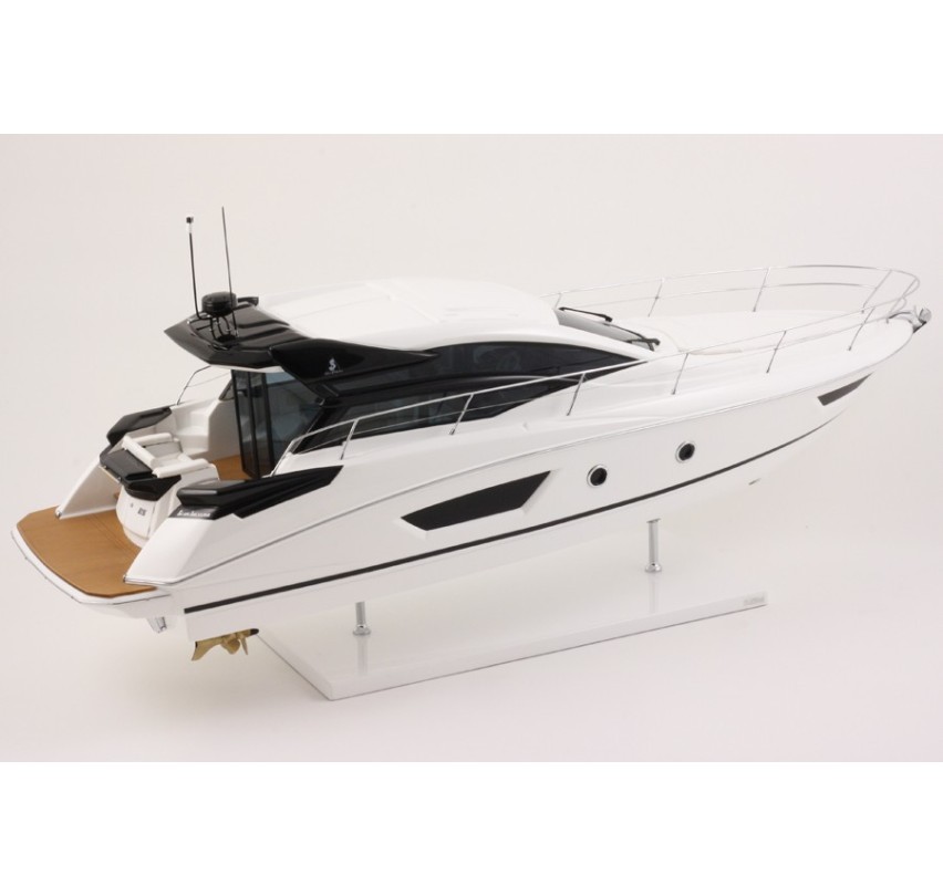 MAQUETTE GRAN TURISMO 46