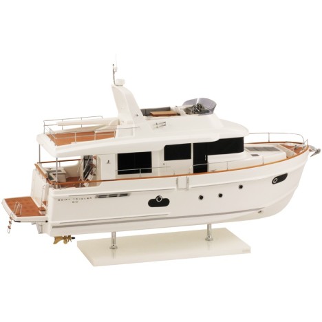 MAQUETTE SWIFT TRAWLER 50