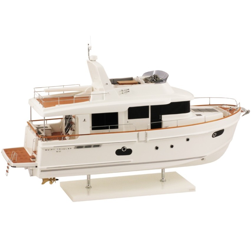 MAQUETTE SWIFT TRAWLER 50