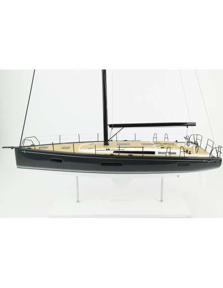MODEL FIRST YACHT 53
