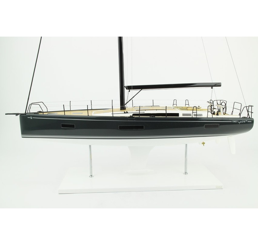 MAQUETTE FIRST YACHT 53