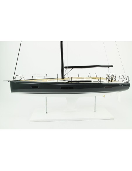 MODEL FIRST YACHT 53