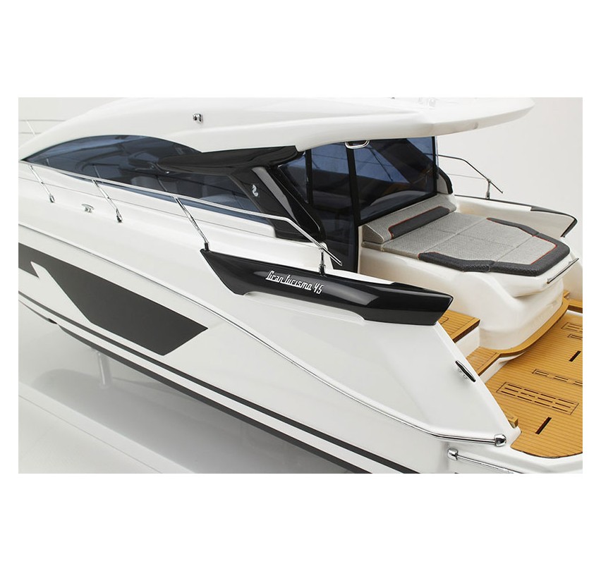 MODEL GRAN TURISMO 45