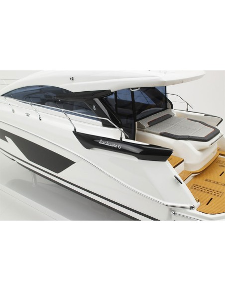 MODEL GRAN TURISMO 45