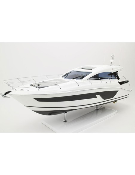 MODEL GRAN TURISMO 45