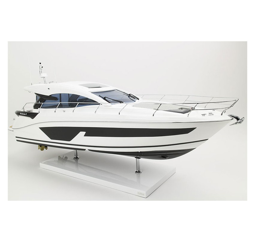 MODEL GRAN TURISMO 45