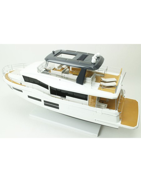 MAQUETTE GRAND TRAWLER 62