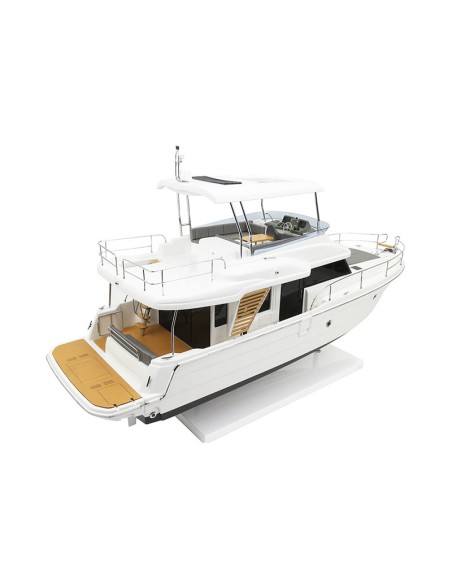 MODEL SWIFT TRAWLER 48