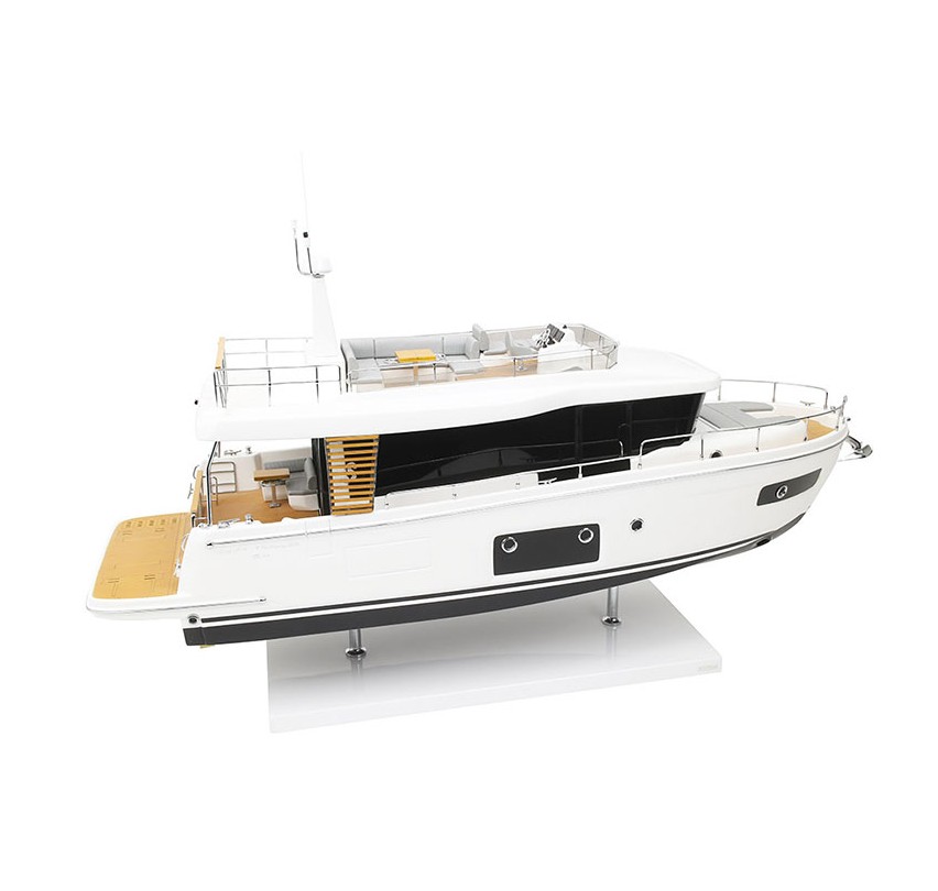 MAQUETTE SWIFT TRAWLER 54